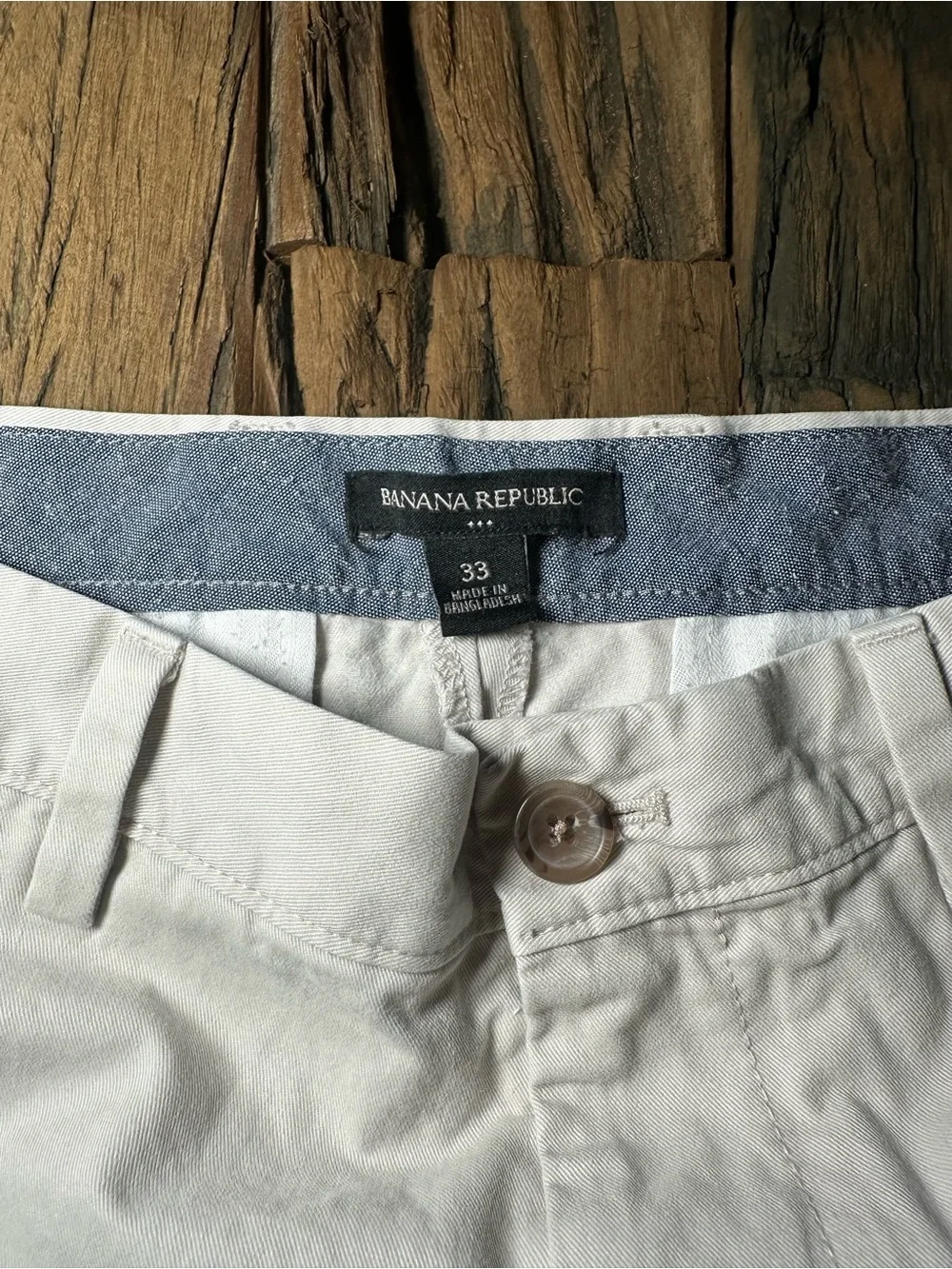 Banana Republic Off-White Flat-Front Chino Shorts